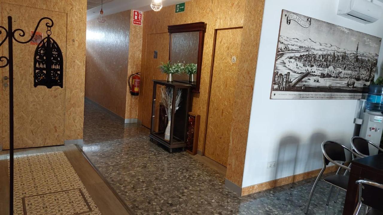 Italica Hostel Santiponce Eksteriør bilde