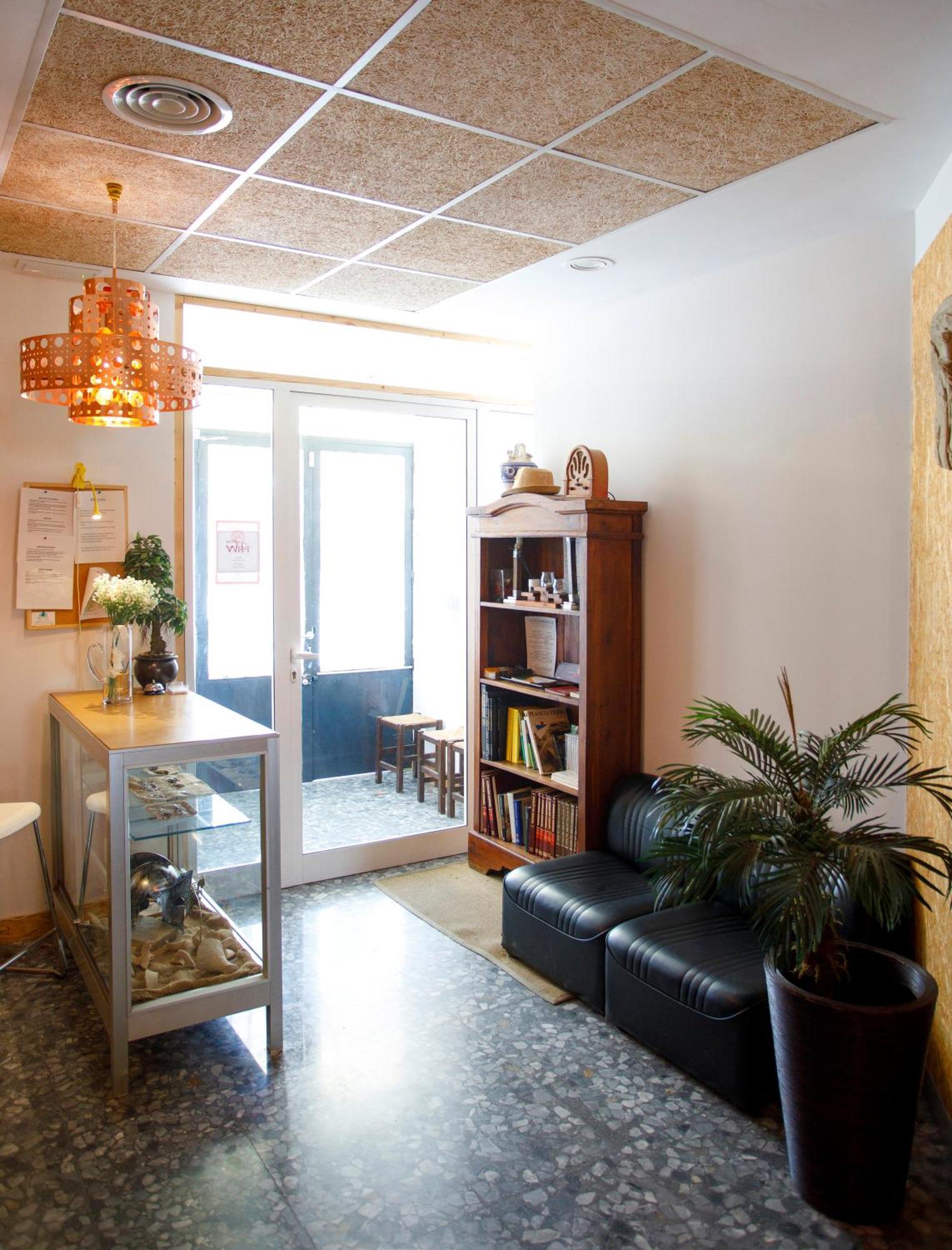 Italica Hostel Santiponce Eksteriør bilde